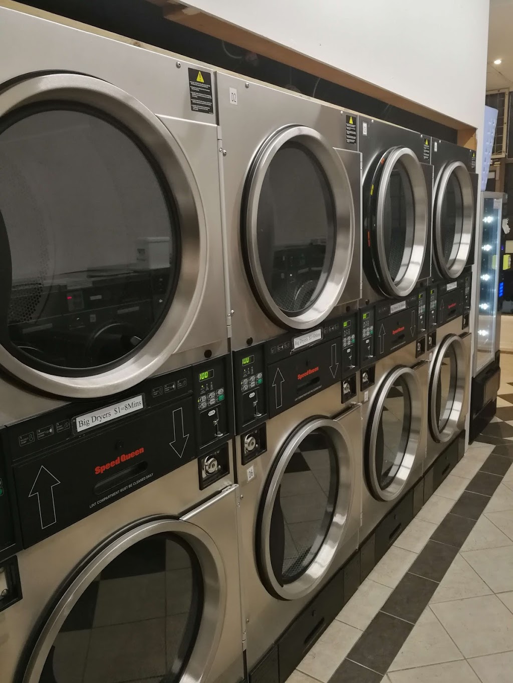 Ivanhoe Laundromat | laundry | 25 Ivanhoe Parade, Ivanhoe VIC 3079, Australia | 0410904999 OR +61 410 904 999