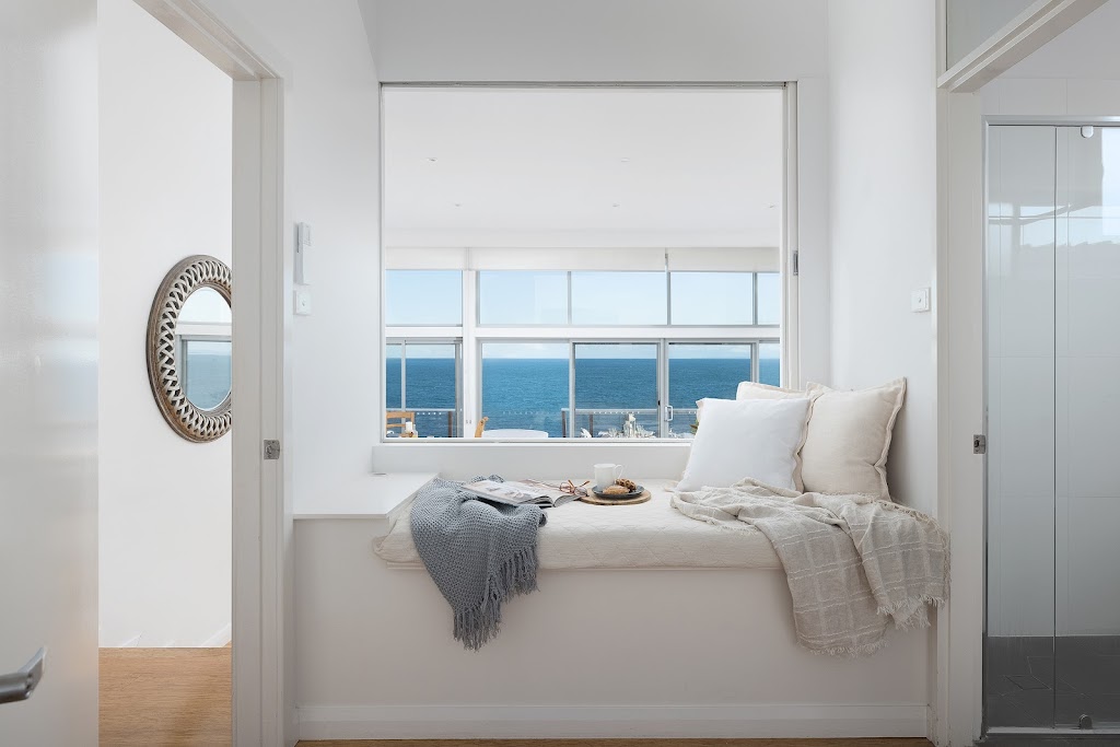 Oceans Edge Retreat | 10 Ocean St, Fishermans Bay NSW 2316, Australia | Phone: (02) 4044 5021