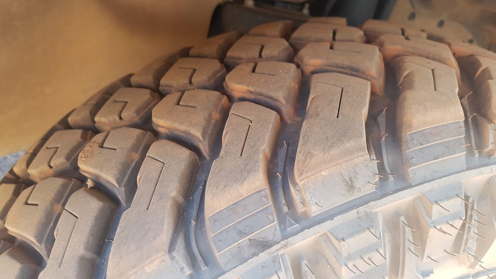 Maranoa Tyre Services | car repair | 165/169-171 Victoria St, St George QLD 4487, Australia | 0746251024 OR +61 7 4625 1024