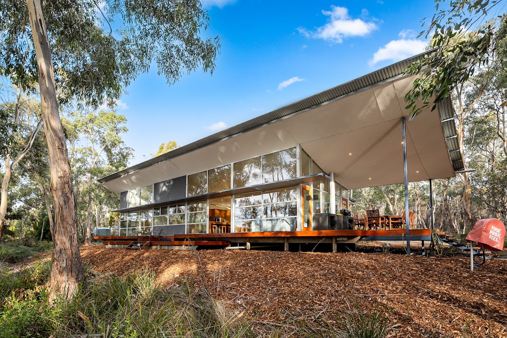 Bruny Bay House | 670a Lighthouse Rd, South Bruny TAS 7150, Australia | Phone: 0473 060 620