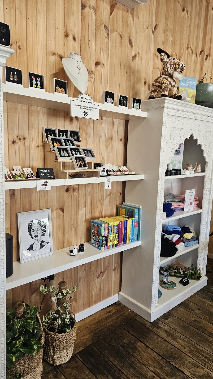 The Billy Goats Gruff Cafe and Milkbar | 195 Main St, Huonville TAS 7109, Australia | Phone: 0458 813 087