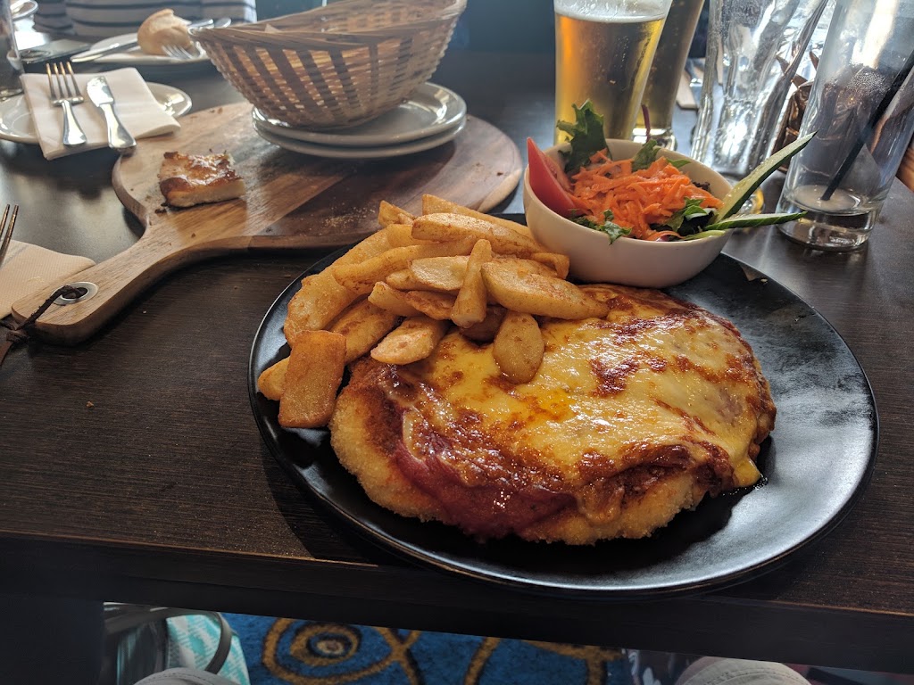 The Hastings Club | 155 Marine Parade, Hastings VIC 3915, Australia | Phone: (03) 5979 1740