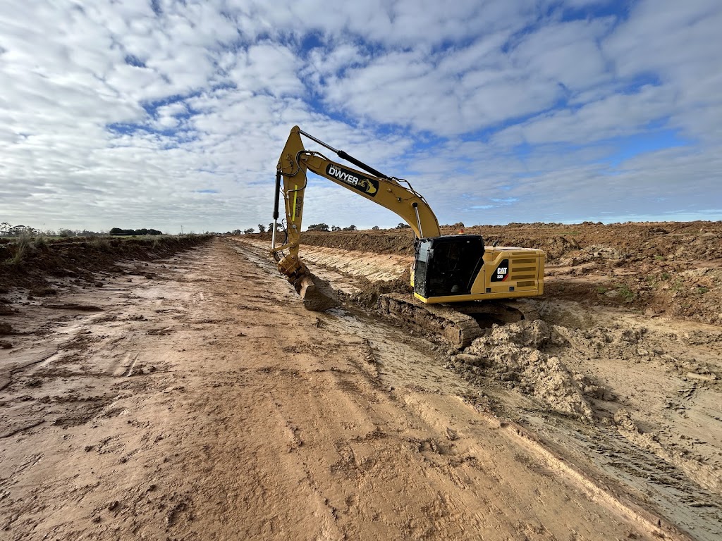 Lewis Dwyer Earthmoving | 20 Campaspe St, Rochester VIC 3561, Australia | Phone: 0428 845 368