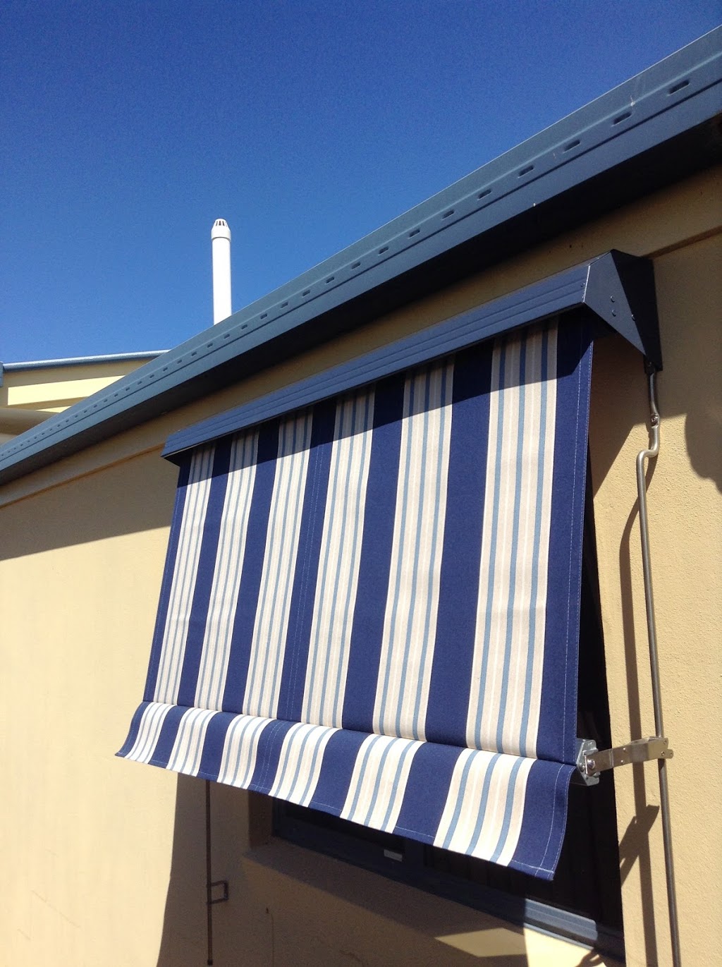 Advantage Screens & Blinds |  | 11 Aitkenhead St, Bundaberg East QLD 4670, Australia | 0741533322 OR +61 7 4153 3322