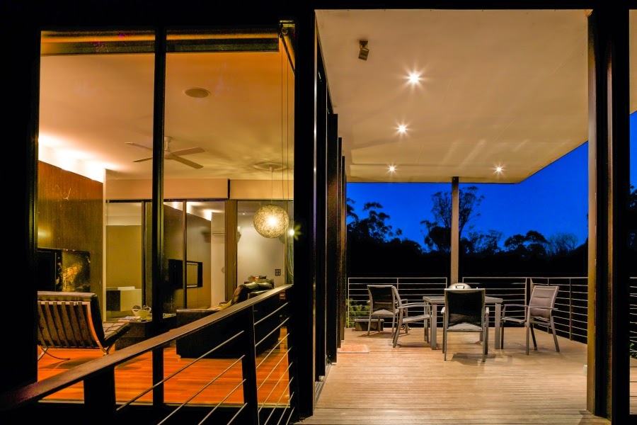 Glass on Glasshouse | lodging | 182 Glass House Woodford Rd, Glass House Mountains QLD 4518, Australia | 0754969608 OR +61 7 5496 9608