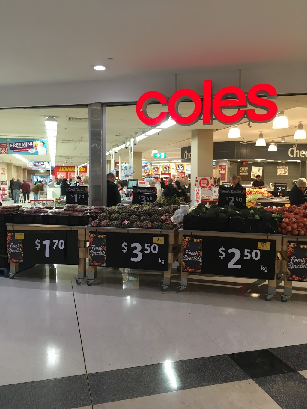 Coles Parkmore | supermarket | Cheltenham Rd, Keysborough VIC 3173, Australia | 0387691700 OR +61 3 8769 1700
