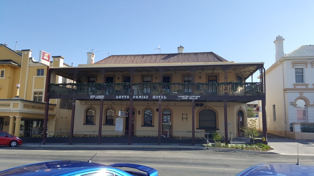 Family Hotel Gundagai | lodging | 213 Sheridan St, Gundagai NSW 2722, Australia | 0269441019 OR +61 2 6944 1019