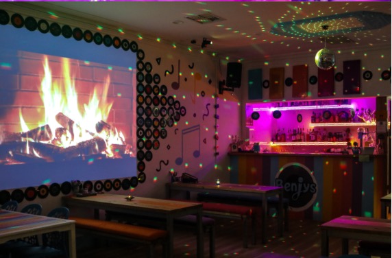 Benjys Karaoke Bar | night club | 285 Lygon St, Brunswick East VIC 3057, Australia | 0439203765 OR +61 439 203 765