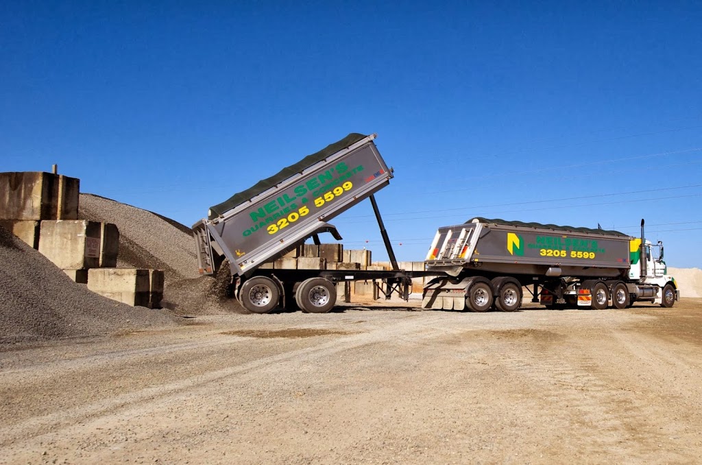 Neilsens Quality Gravels | 50 Johnstone Rd, Brendale QLD 4500, Australia | Phone: (07) 3205 5599