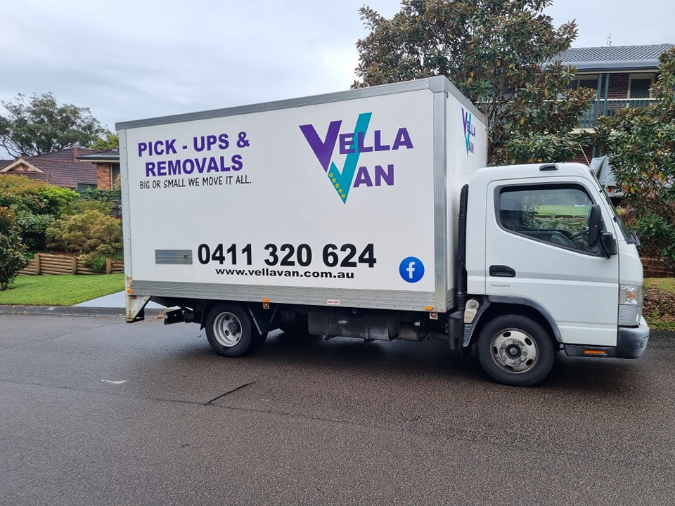 Vella Van Removals & Transport | 18 Mitchell Dr, Kariong NSW 2250, Australia | Phone: 0411 320 624