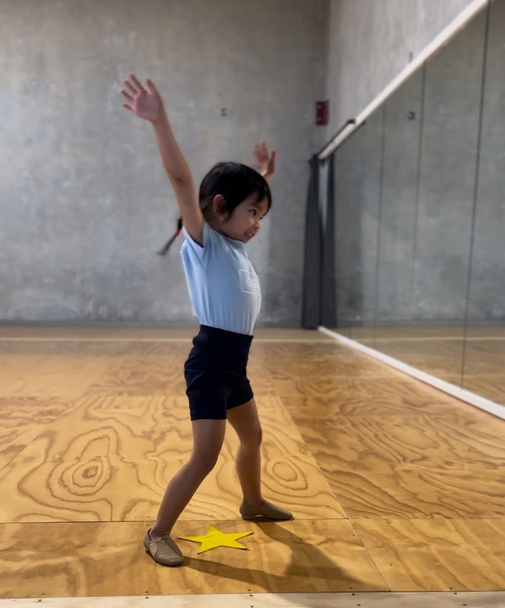 DanceWorks South Coast - Huskisson | 30 Duranbah Dr, Huskisson NSW 2540, Australia | Phone: (02) 4444 1928