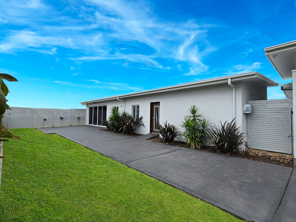 Granny Flats X | 2 Ganton Way, Luddenham NSW 2745, Australia | Phone: 1300 950 764