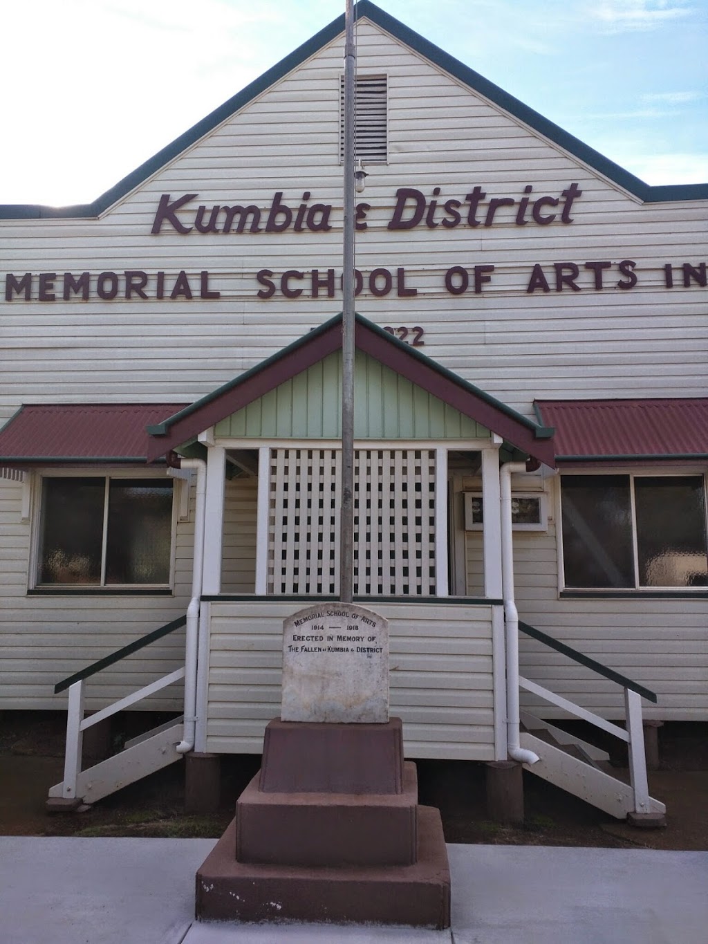 Kumbia School of Arts and Hall | school | Bunya Hwy, Kumbia QLD 4610, Australia