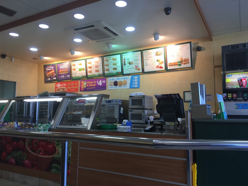 Subway Wanneroo | restaurant | 14/955 Wanneroo Rd, Wanneroo WA 6065, Australia | 0894052290 OR +61 8 9405 2290