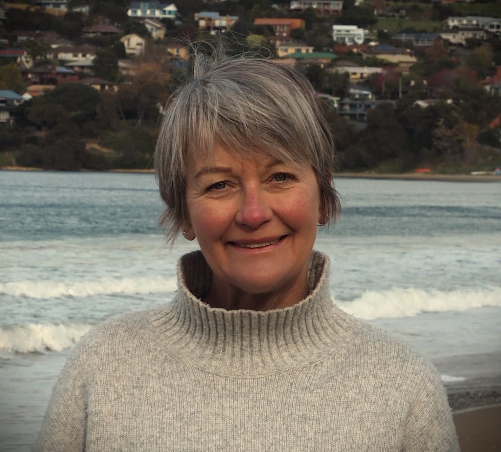 Karen Grant Outdoor Counselling | health | 1 Ocean Esplanade, Blackmans Bay TAS 7052, Australia | 0493555606 OR +61 493 555 606