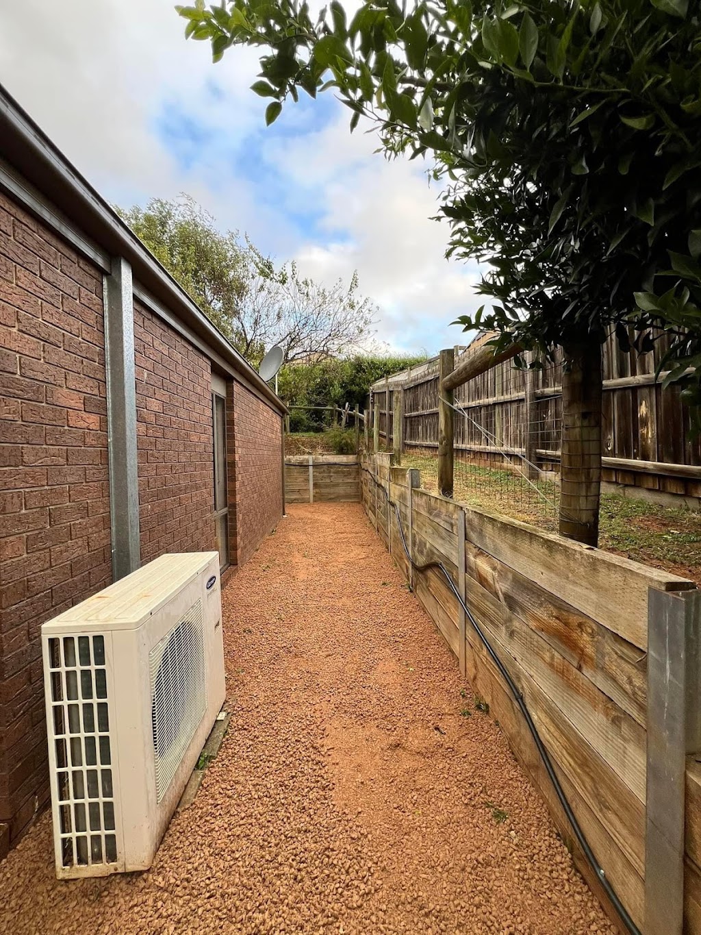 Jacass Property Services | Lardners Track, Warragul VIC 3820, Australia | Phone: 0481 541 041