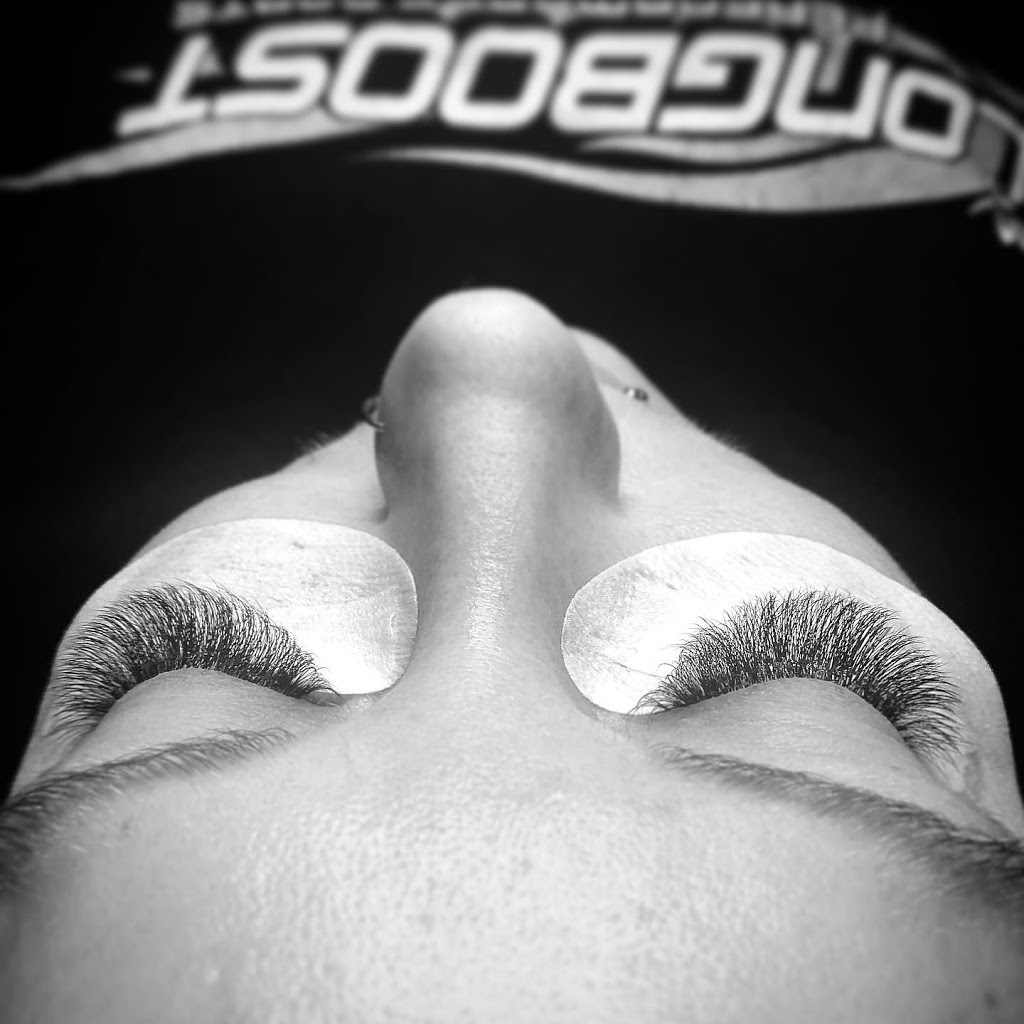 Bees Lash Boutique | 7 Baystone Pl, Raceview QLD 4305, Australia | Phone: 0402 672 959