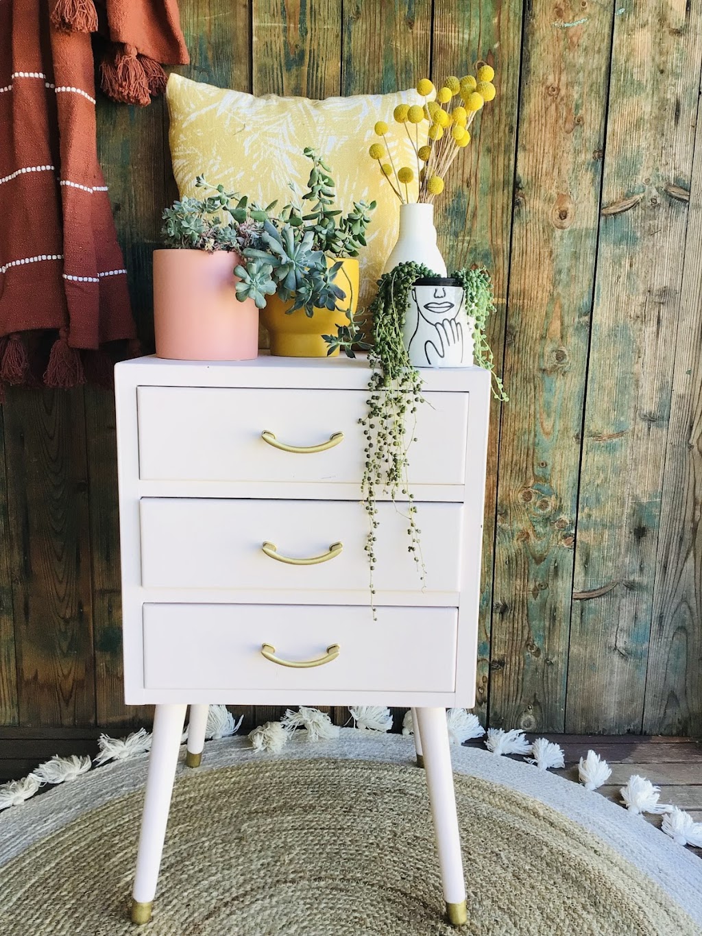 The OdD Chair Studio | 36 Market St, Lockington VIC 3563, Australia | Phone: 0422 358 560