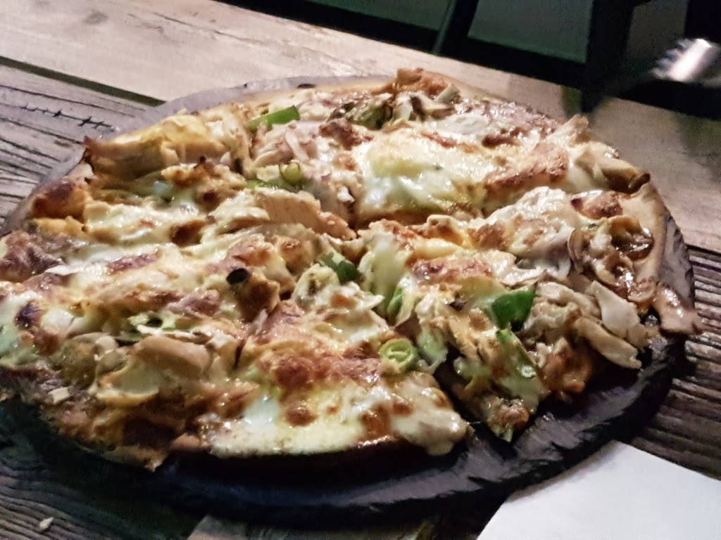 FLAME WOODFIRE PIZZERIA | 13/9 Mcmahons Rd, North Nowra NSW 2540, Australia | Phone: (02) 4423 7777