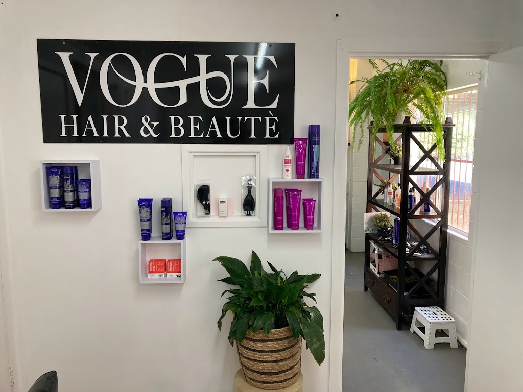 Vogue hair and beautè | 47 Elizabeth Dr, Goondiwindi QLD 4390, Australia | Phone: 0474 343 616