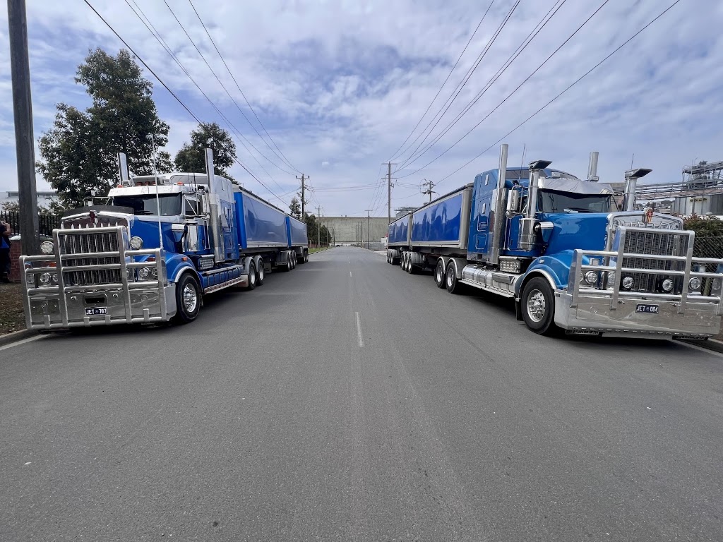 JET Trucking pty ltd | 5 McLean Rd, Monarto South SA 5254, Australia | Phone: 0466 554 917