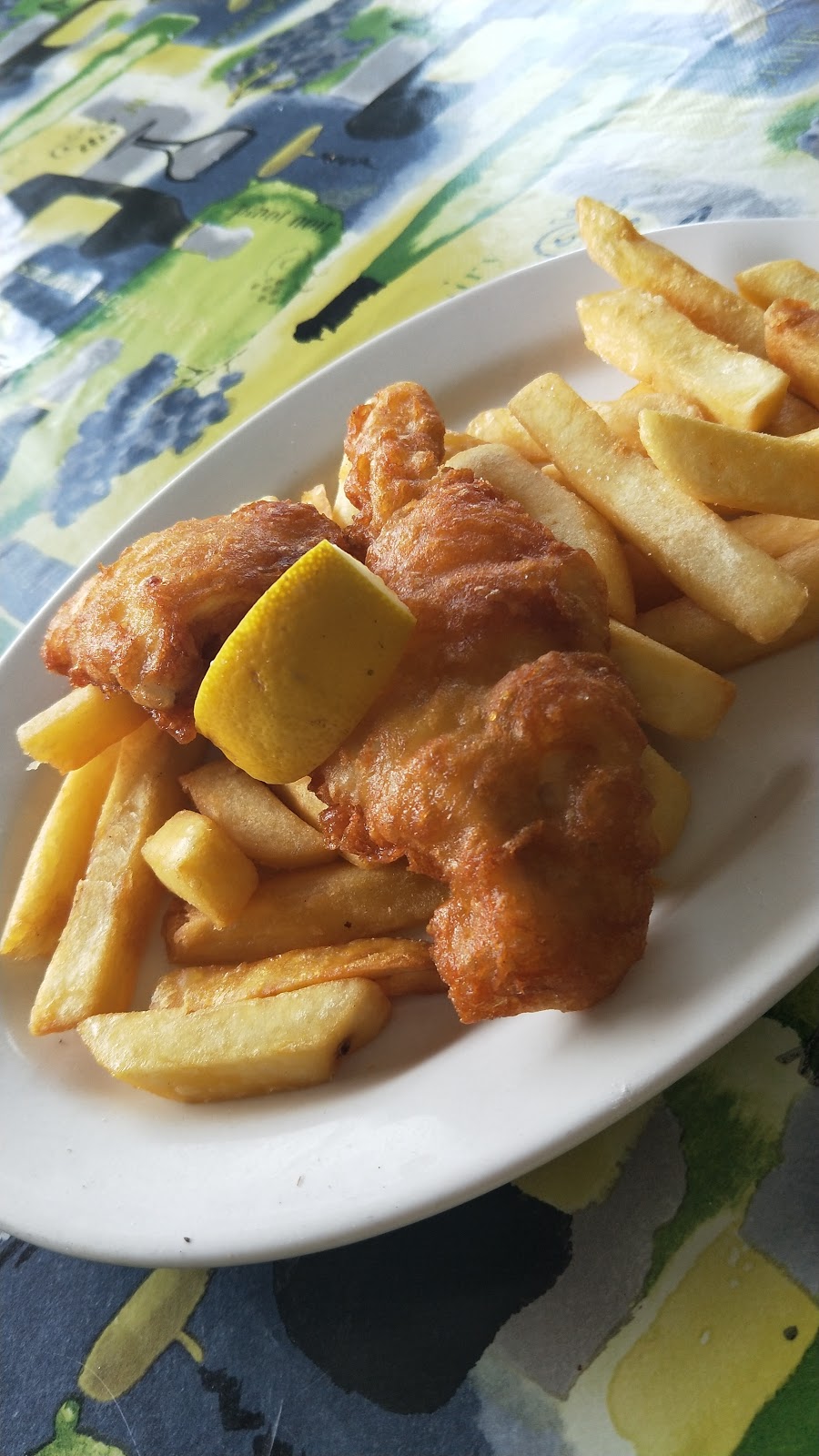 Leeman Fish & Chips | restaurant | 6 Spencer St, Leeman WA 6514, Australia | 0899531005 OR +61 8 9953 1005