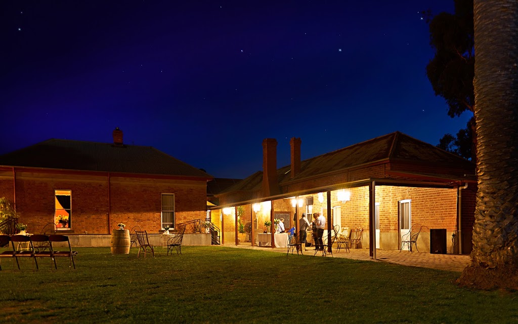 Moira Stations - Starry Nights Accommodation | lodging | Moira Station, Cobb Highway, Mathoura NSW 2710, Australia | 0428272301 OR +61 428 272 301