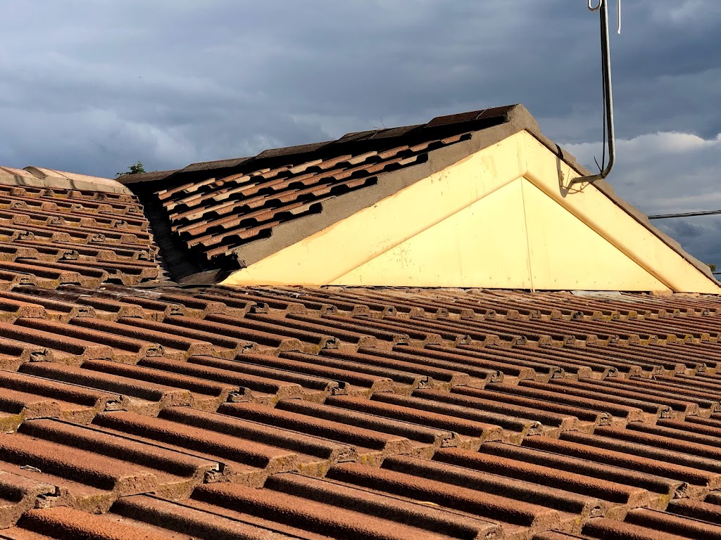 Roof repairs Newcastle | 27 Myola St, Tighes Hill NSW 2297, Australia | Phone: 1300 757 010