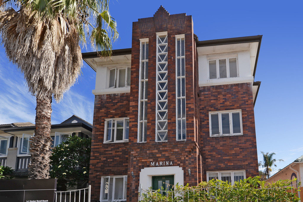 Robbie Thorncroft - LJ Hooker Bondi Beach | real estate agency | 74 Hall St, Bondi Beach NSW 2026, Australia | 0412124516 OR +61 412 124 516