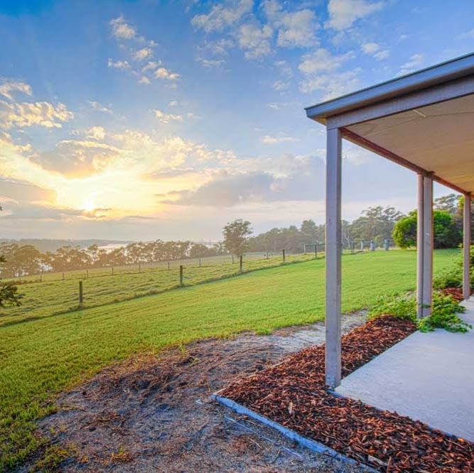 Lakeview Holiday House | 110 Mill Point Rd, Toorloo Arm VIC 3909, Australia | Phone: (03) 5156 2454
