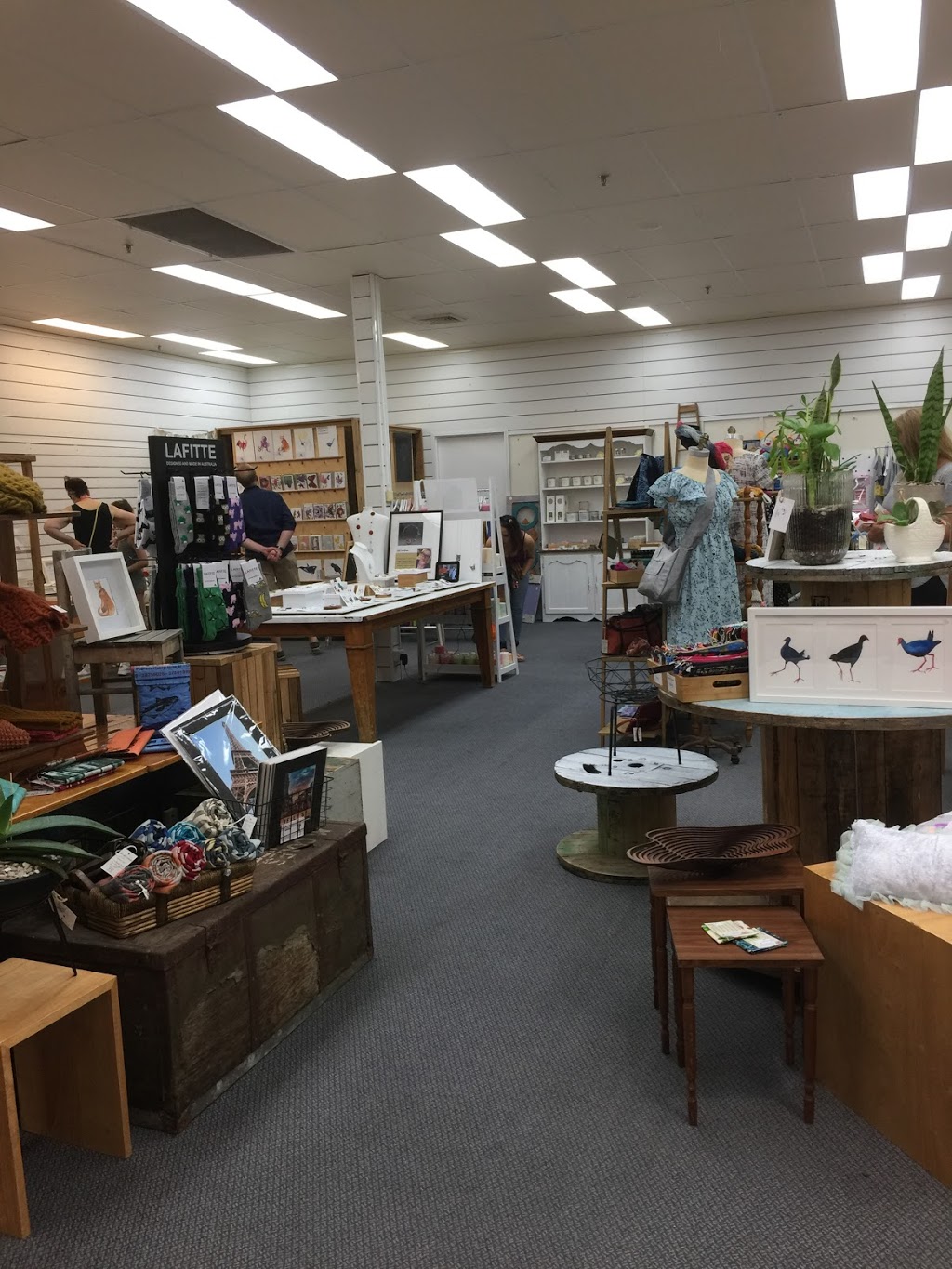 The Tasty Pear | store | Shop 26F, Forrestfield Shopping Centre, 20 Strelitzia Ave, Forrestfield WA 6058, Australia