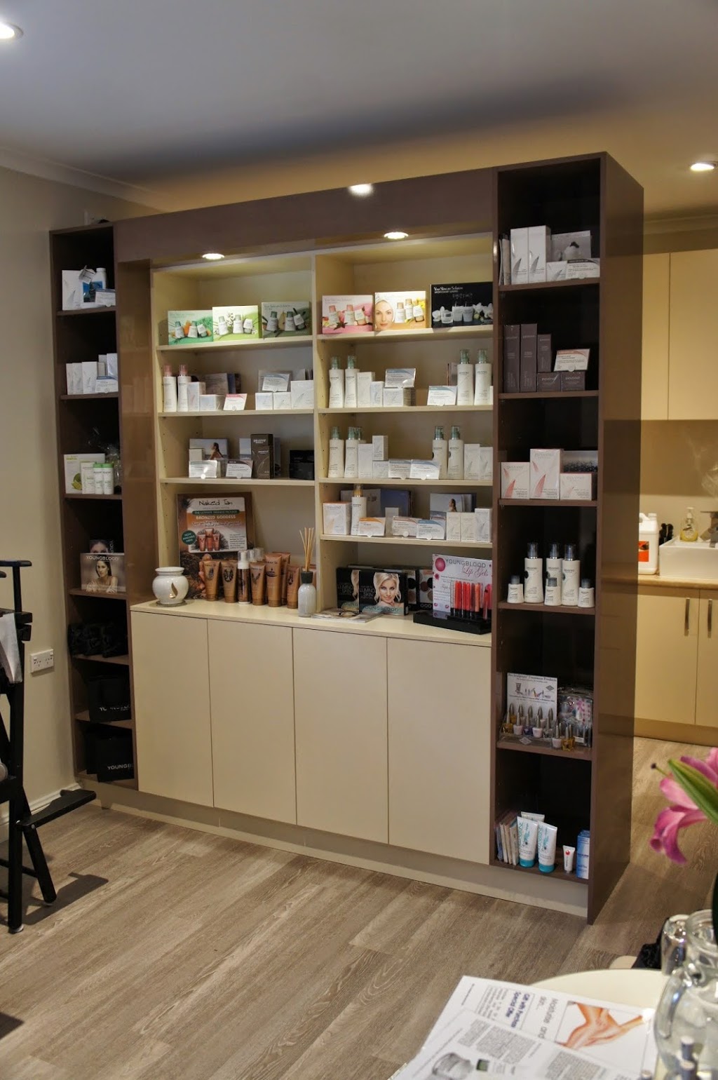 Rest & Recuperate Beauty Salon | hair care | 10 Hoadley St, Mawson ACT 2607, Australia | 0404700746 OR +61 404 700 746