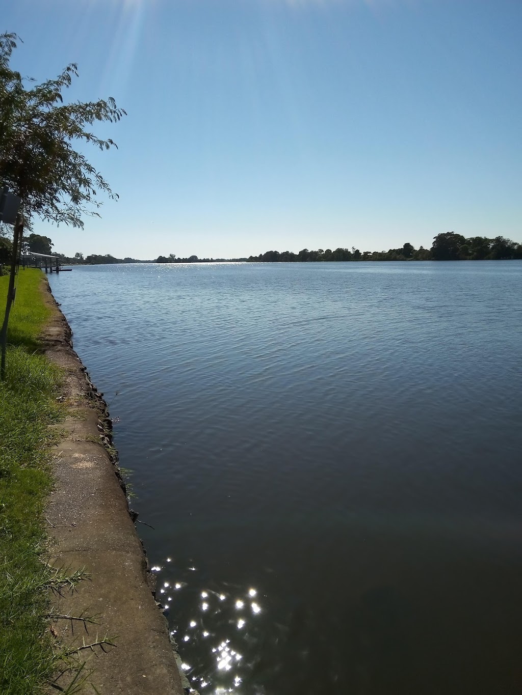 Playground On Foreshore Of Manning River Taree | 200 Victoria St, Taree NSW 2430, Australia | Phone: 65925339