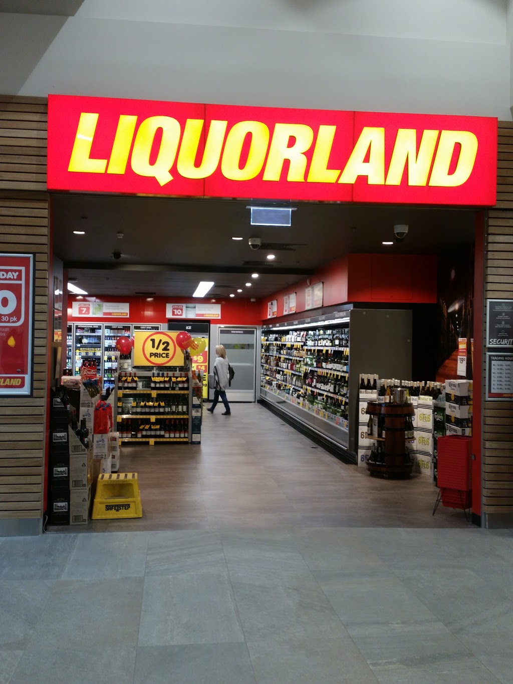 Liquorland Leopold | store | Tenancy 3 Gateway Plaza, 641-659 Bellarine Hwy, Leopold VIC 3224, Australia | 0352503652 OR +61 3 5250 3652