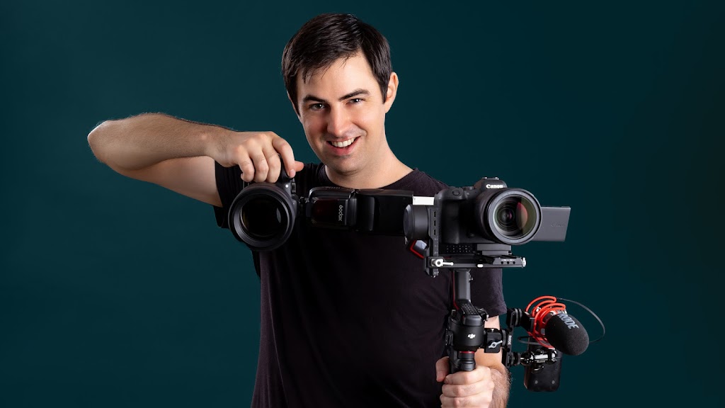 Iris Media | 24 Stanton Dr, Raworth NSW 2321, Australia | Phone: 0428 060 099