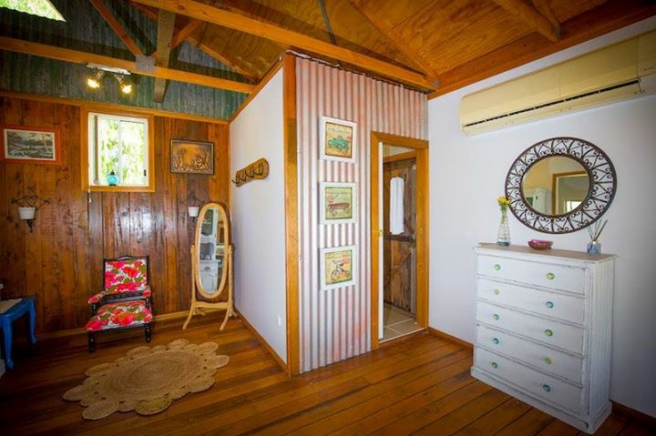 Peppercorn Cabin | Broke Rd & Blaxland St, Broke NSW 2330, Australia | Phone: (02) 4998 6961