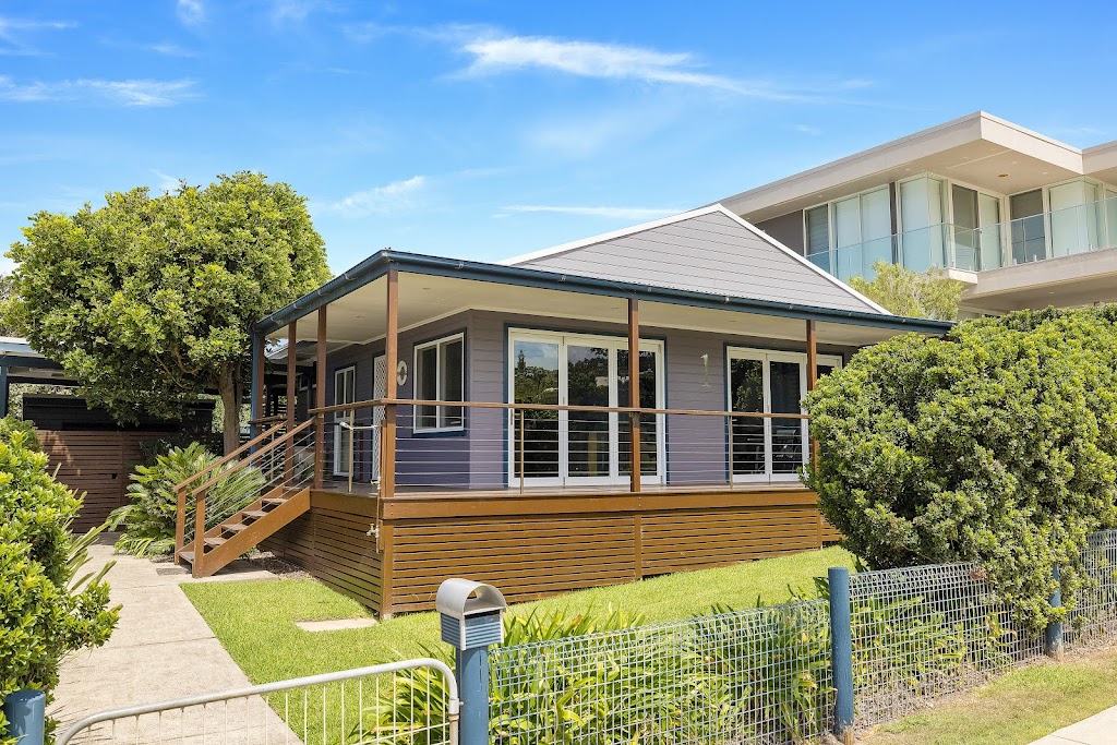 Fingal Bay Beach House | 1 Boulder Bay Rd, Fingal Bay NSW 2315, Australia | Phone: (02) 4044 5021