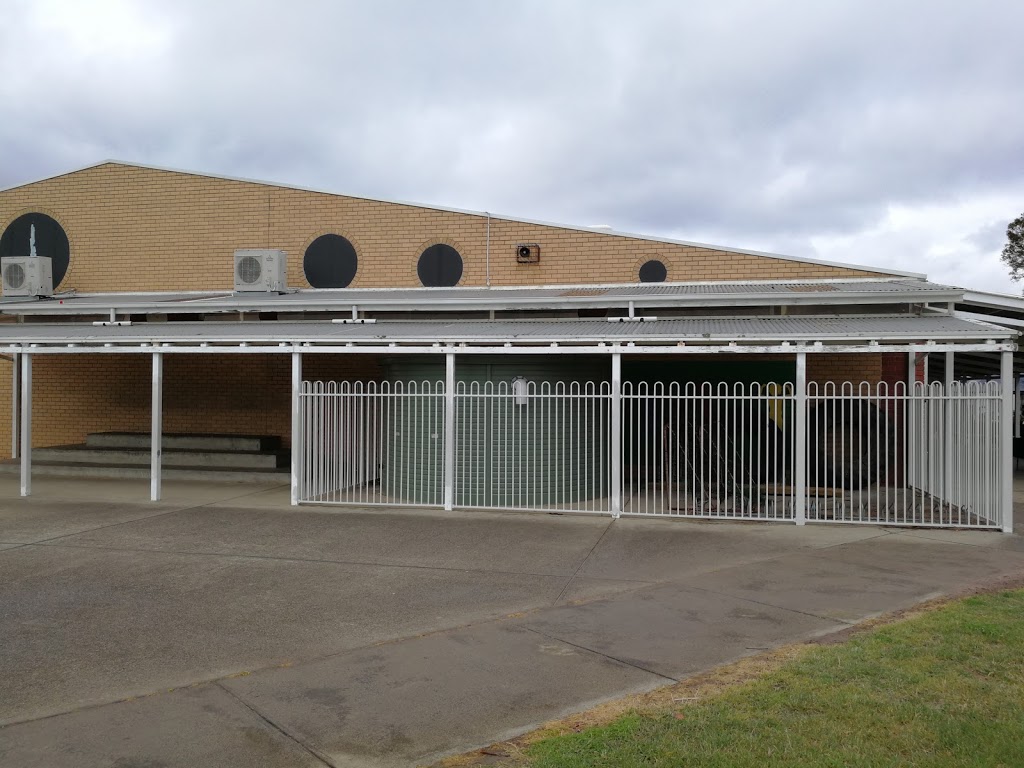Mulgrave Primary School | school | 23/31 Gladeswood Dr, Mulgrave VIC 3170, Australia | 0397952477 OR +61 3 9795 2477
