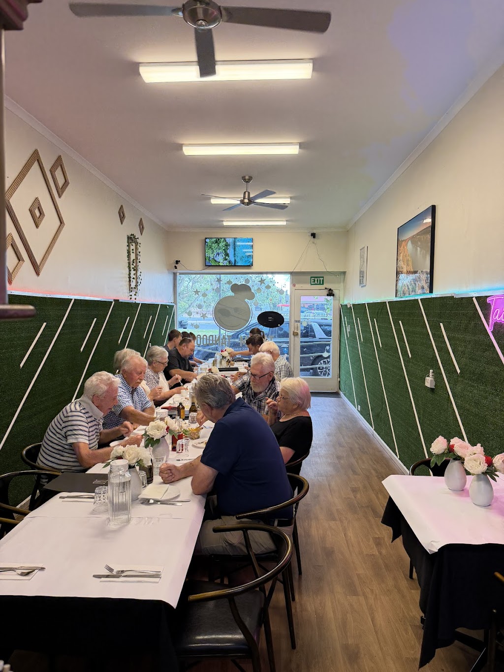 Tailem Tandoor | 73 Railway Terrace, Tailem Bend SA 5260, Australia | Phone: 0434 455 535