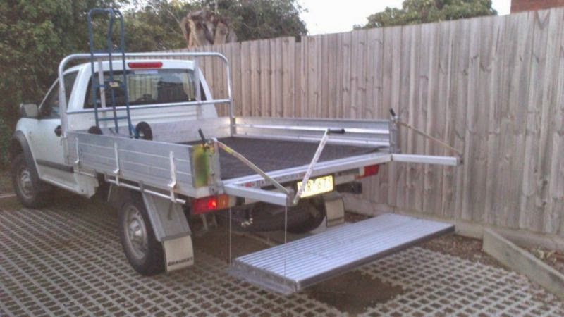 FURNITURE Moving Services | moving company | 2/11 Pine St, Thomastown VIC 3074, Australia | 0401295755 OR +61 401 295 755
