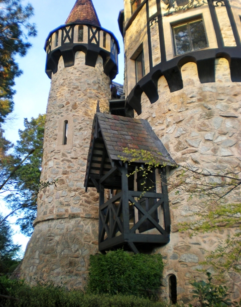 The Castle Keep B&B | lodging | 2 Glenside Ln, Stirling SA 5152, Australia | 0883396748 OR +61 8 8339 6748