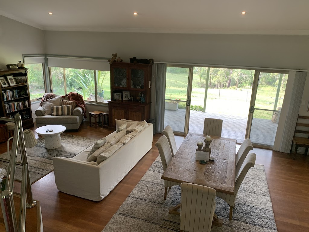 Grandma’s Cottage | 240 Wattamolla Rd, Woodhill NSW 2535, Australia | Phone: 0431 555 577