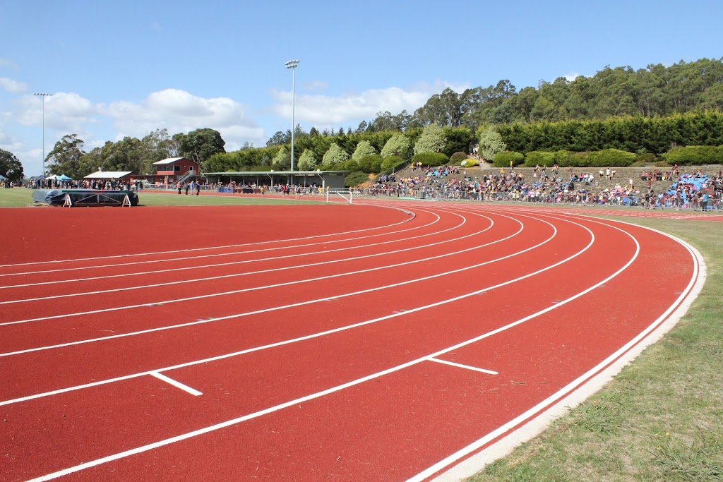 Penguin Athletic Track | Sports Complex Ave, Penguin TAS 7316, Australia | Phone: (03) 6425 6533