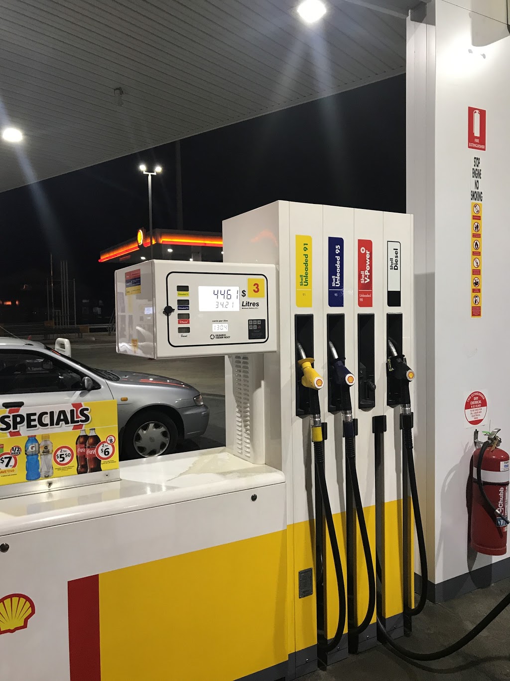 Coles Express | gas station | 1805-1825 Sydney Rd, Campbellfield VIC 3061, Australia | 0393053483 OR +61 3 9305 3483