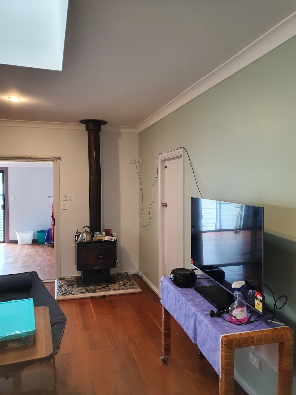 Tim Davies Painting | 156 Ironstone Rd, Ascot VIC 3551, Australia | Phone: 0411 212 055