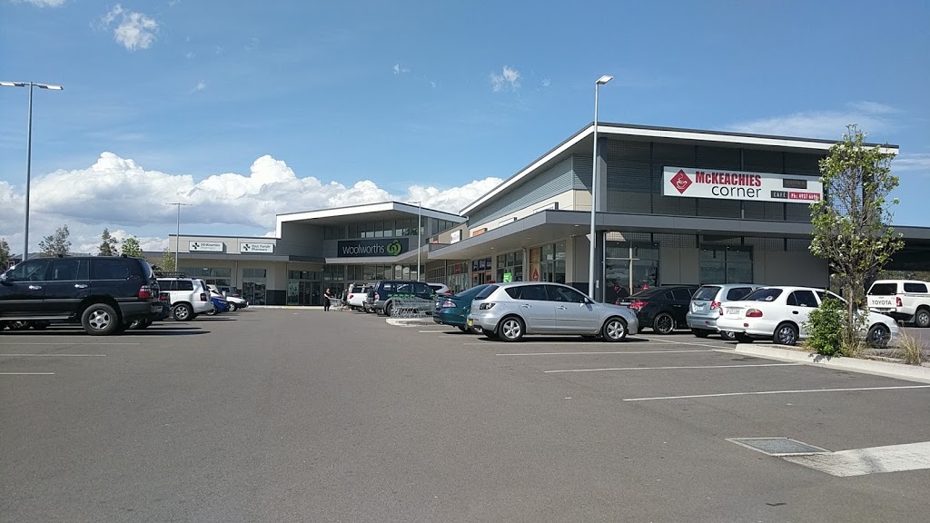 Woolworths Aberglasslyn | supermarket | McKeachie Dr & Aberglasslyn, Aberglasslyn NSW 2320, Australia | 0240156350 OR +61 2 4015 6350