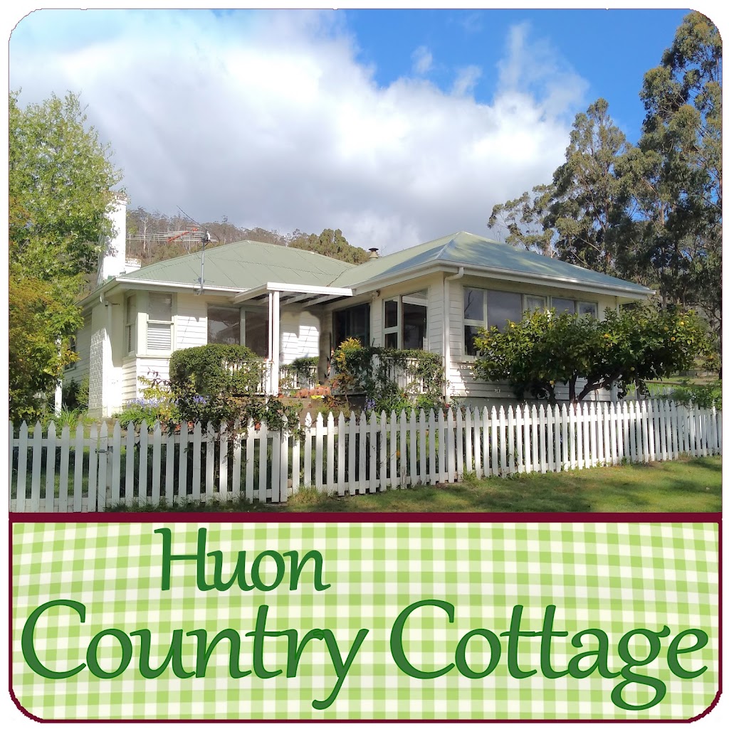 Huon River Country Cottage | 4156 Huon Hwy, Castle Forbes Bay TAS 7116, Australia | Phone: 1800 770 224