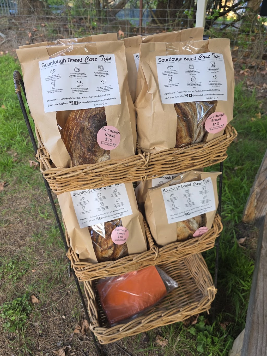 Cakerellas Roadside Bakery | 4810 Old Northern Rd, Maroota NSW 2756, Australia | Phone: 0404 094 785