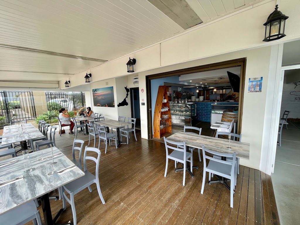 Lo Stretto | restaurant | Maritime Centre, Level 2/91 Foreshore Rd, Port Kembla NSW 2505, Australia | 0242763737 OR +61 2 4276 3737