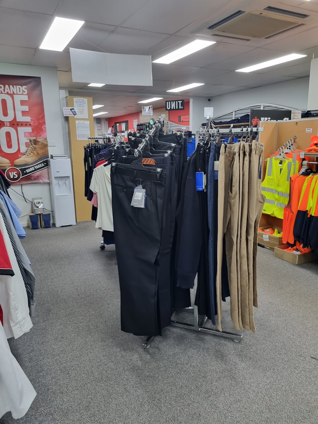 Totally Workwear Wacol | clothing store | 3/1326 Boundary Rd, Wacol QLD 4076, Australia | 0738376600 OR +61 7 3837 6600